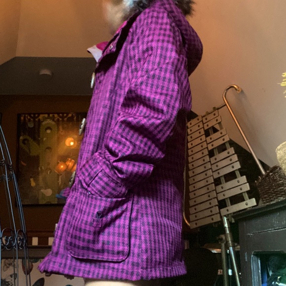 ROXY Pink pattern Snow Jacket with Fur Hood Lining Size Medium - Picture 2 of 9